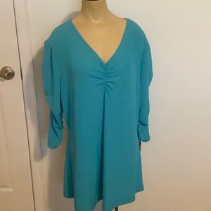 Travel Elegance boutique item. Size xl has tunic top